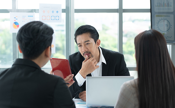 ADP のマネージド給与計算サービスの仕組み